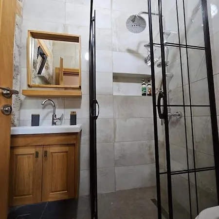Sarnic Villa